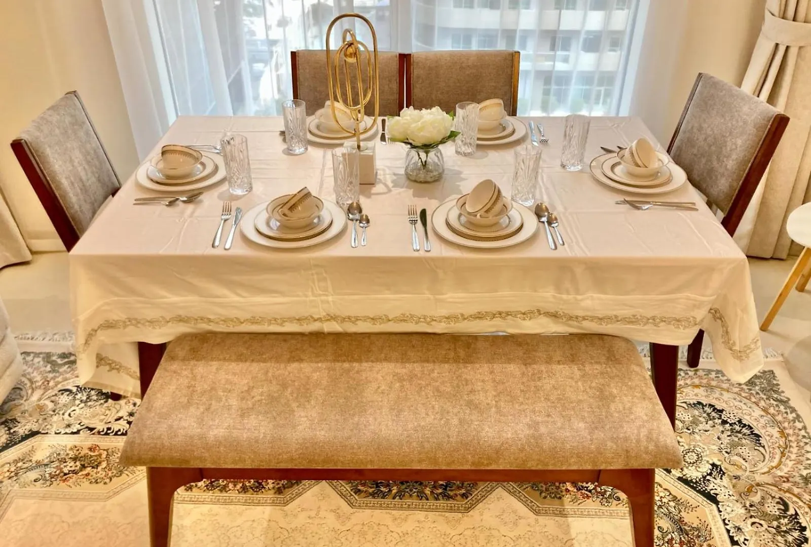 Signature 1 Bedroom Escape In Dunya Tower Experience Downtown Dubai At Its Finest Apartment