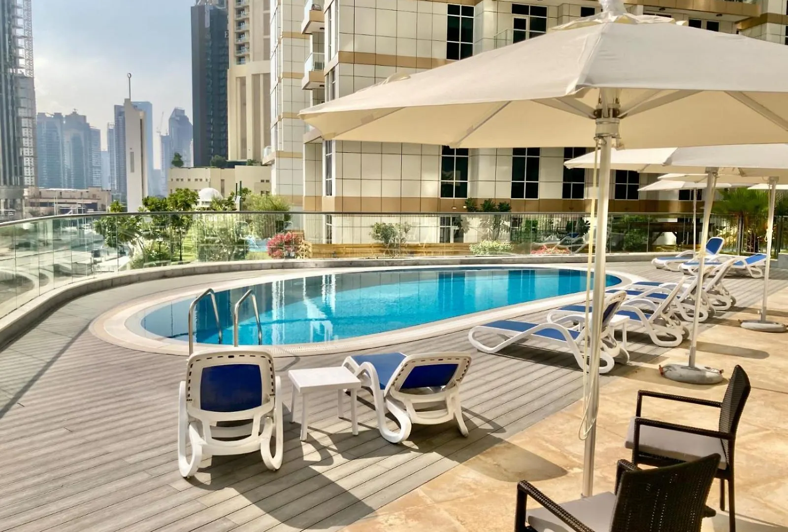 Signature 1 Bedroom Escape In Dunya Tower Experience Downtown Dubai At Its Finest